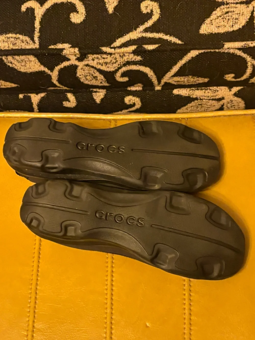 CROCS Busy Day Flats